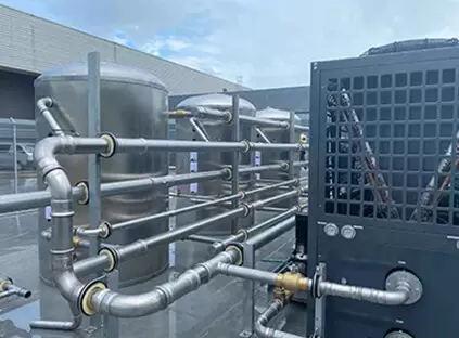 V hoteli Singapur