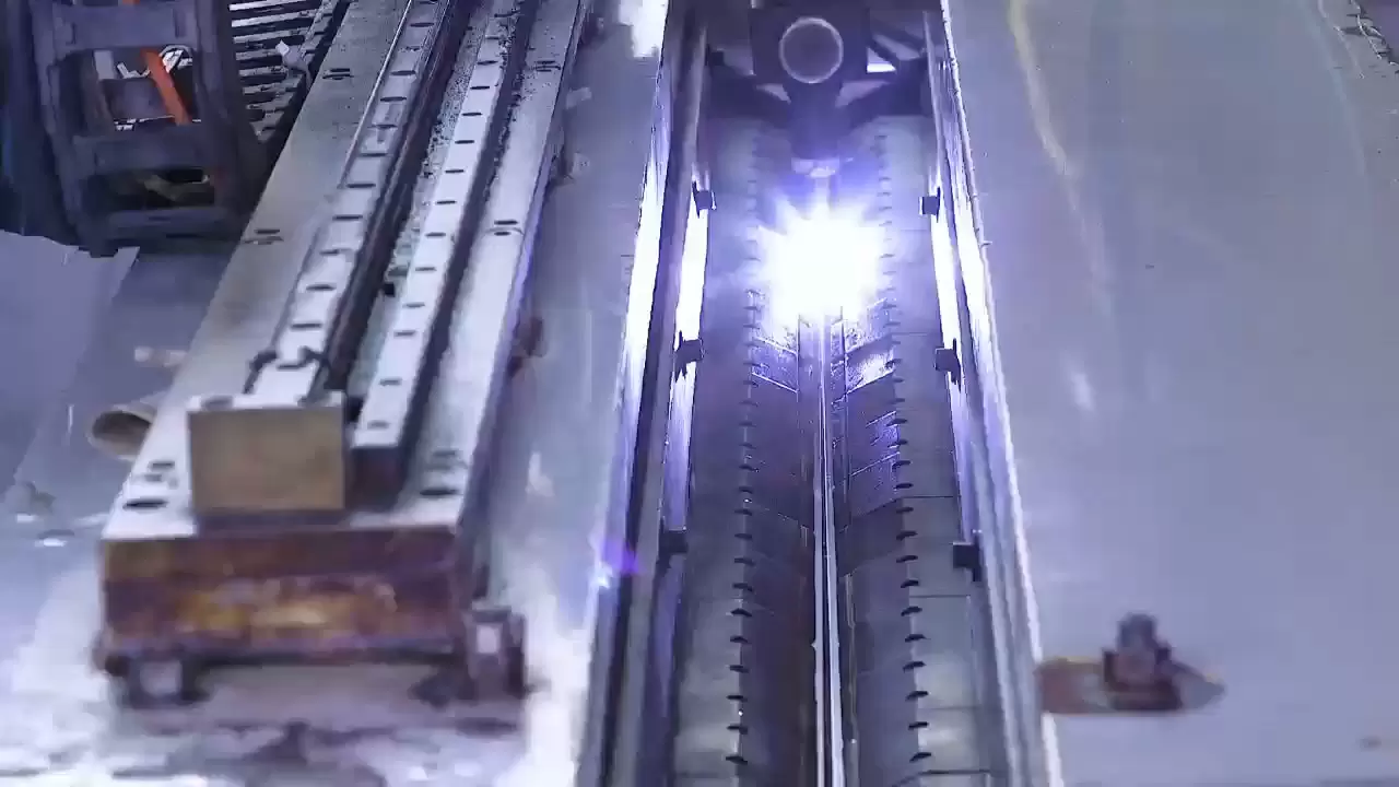 VideoPoster